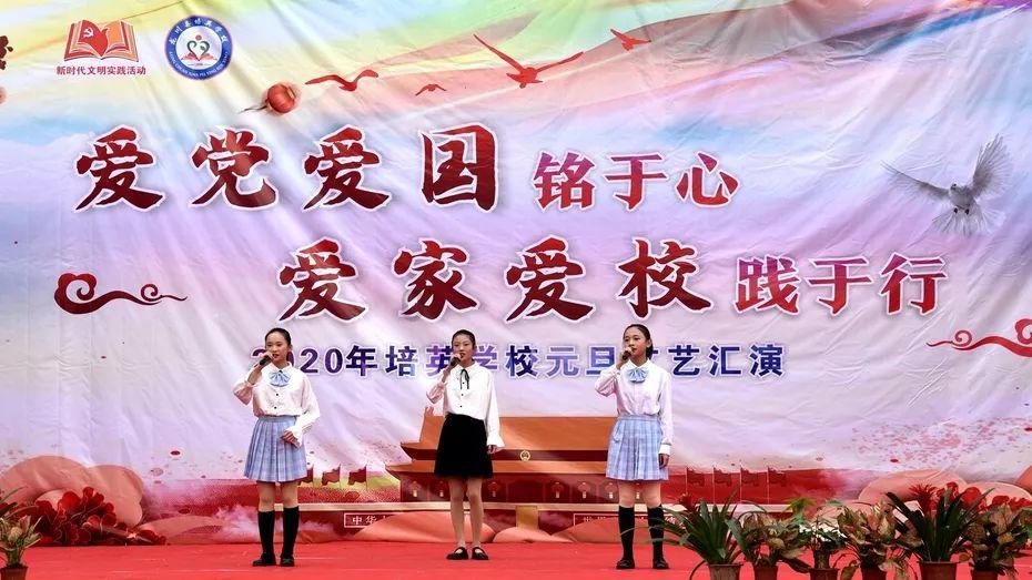 时尚希腊女神装